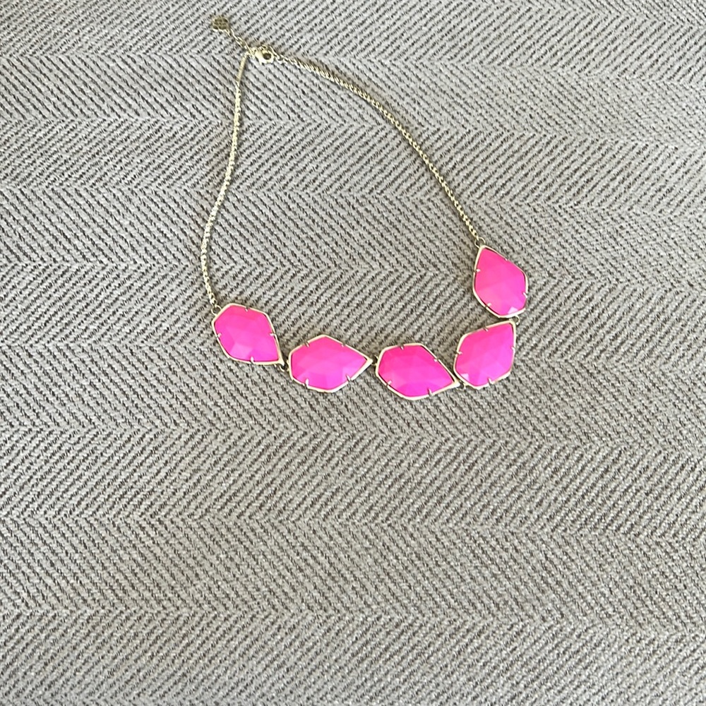 Kendra Scott Valencia necklace